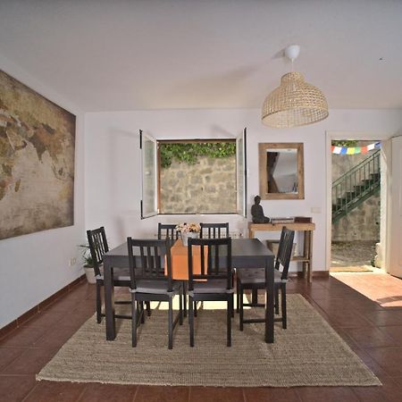 Casa Con Jardin, 4 Habitaciones Y Mucho Encanto En เซร์เซดียา ภายนอก รูปภาพ