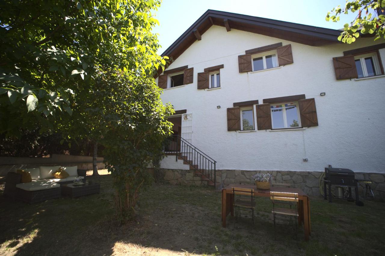 Casa Con Jardin, 4 Habitaciones Y Mucho Encanto En เซร์เซดียา ภายนอก รูปภาพ