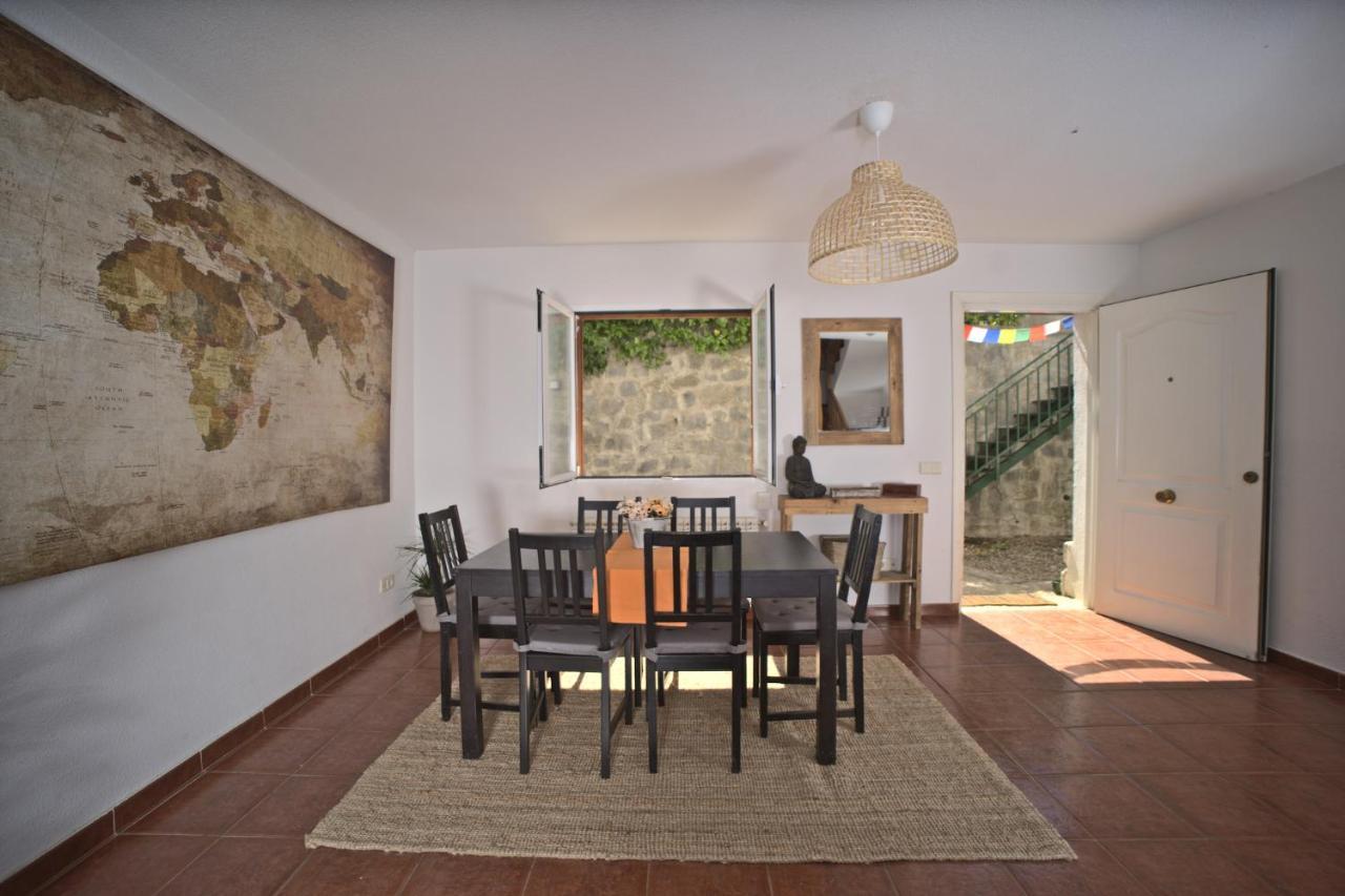 Casa Con Jardin, 4 Habitaciones Y Mucho Encanto En เซร์เซดียา ภายนอก รูปภาพ